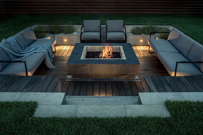 Propane fire pit